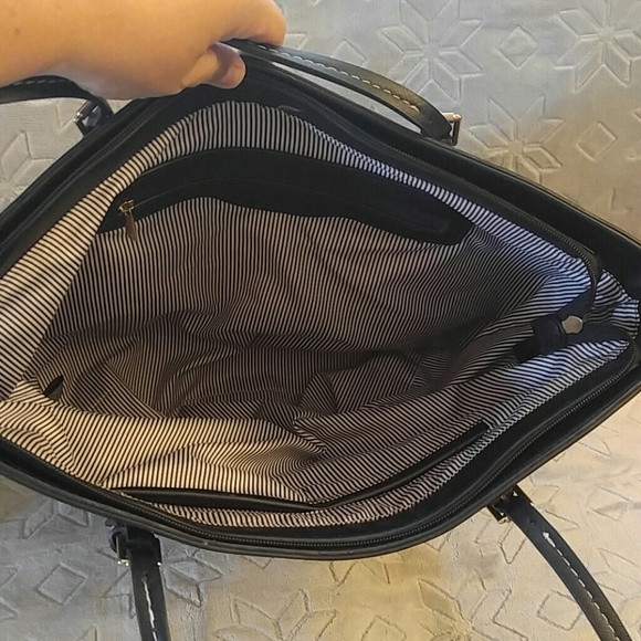 Tote - Picture 3 of 4